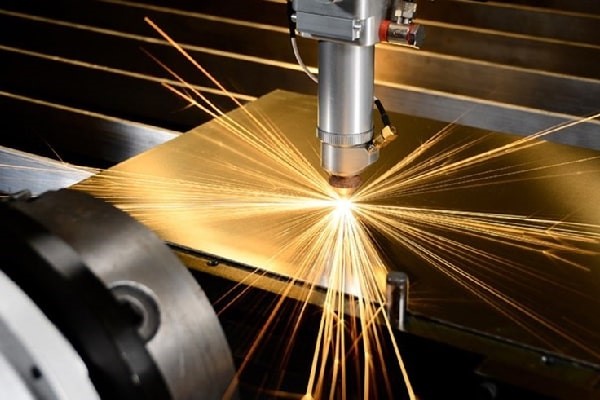 برش لیزری انواع فلزها