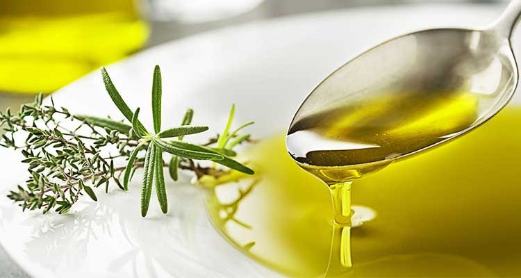 لیست مراکز روغن گیری زیتون در حضور مشتری